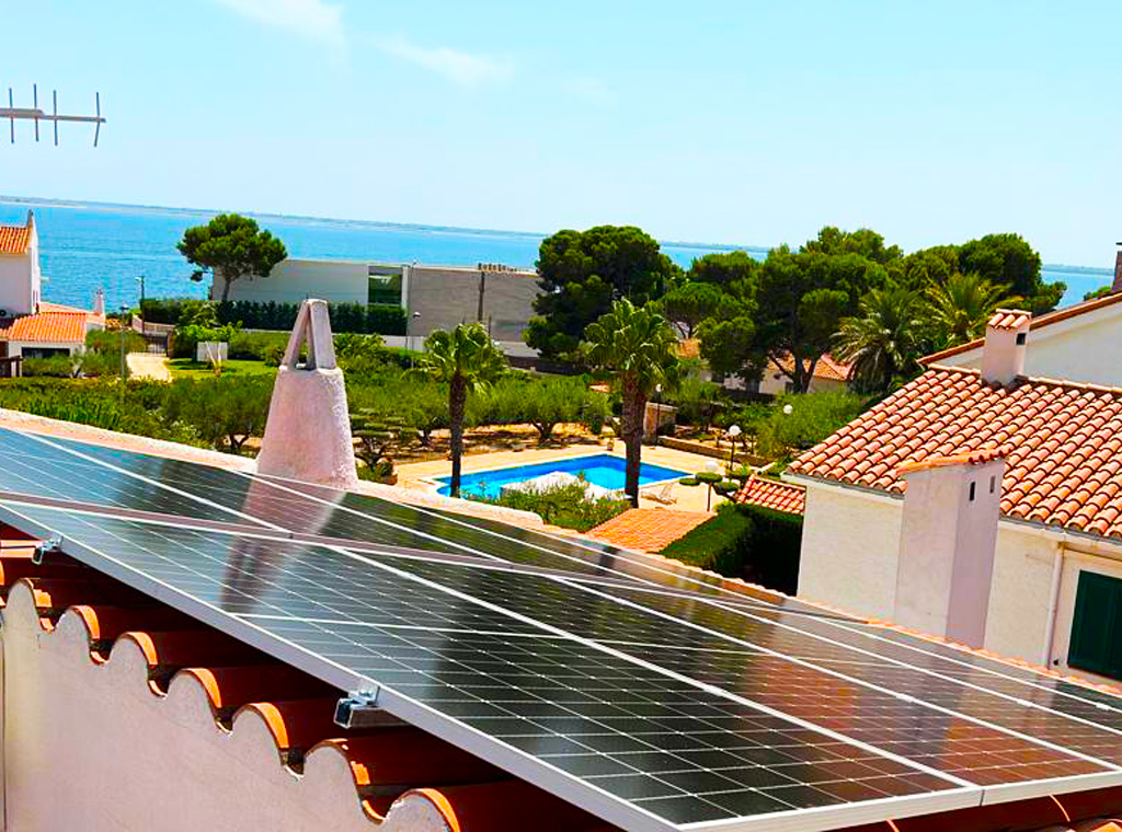 instalación-solar-fotovoltaica-en-l'ampolla-iReSoL (2)
